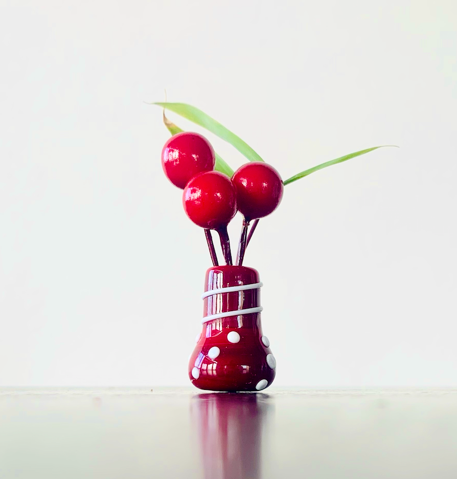 Custom Dandelion Vase - Holiday Red with White